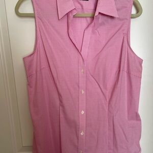 NWT Women’s Ralph Lauren Pink Button Down Sleeveless Shirt